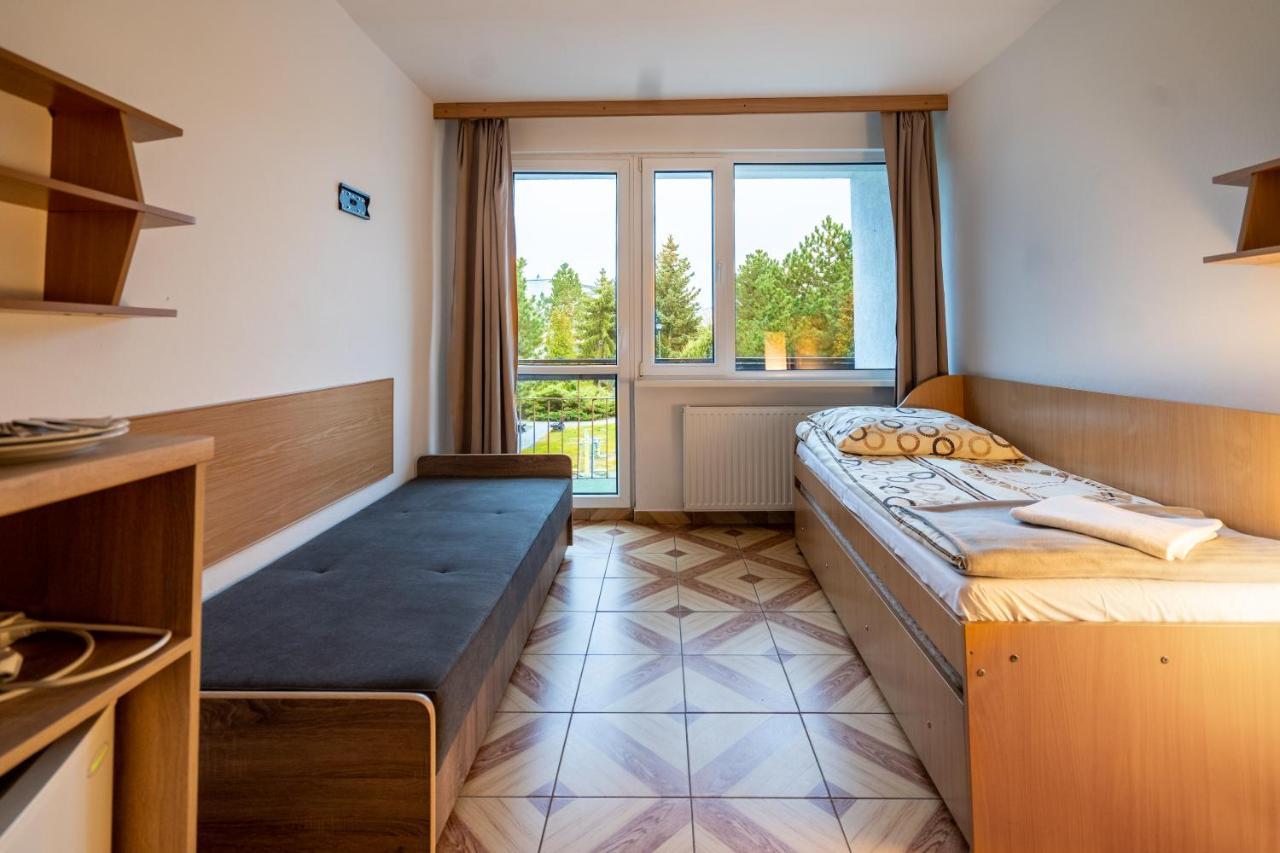 Wiking-Osrodek Wypoczynkowo-Szkoleniowy Hotell Jantar Exteriör bild