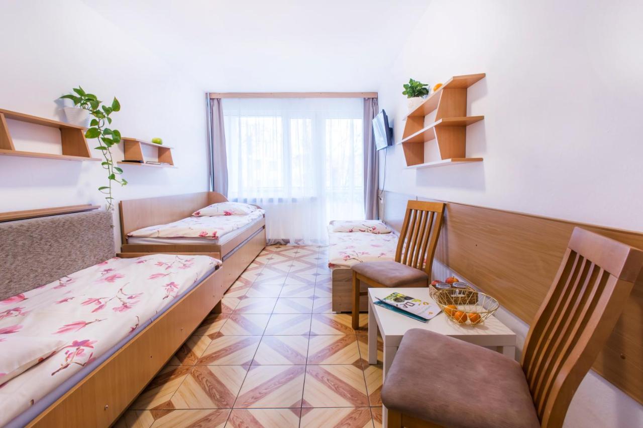 Wiking-Osrodek Wypoczynkowo-Szkoleniowy Hotell Jantar Exteriör bild